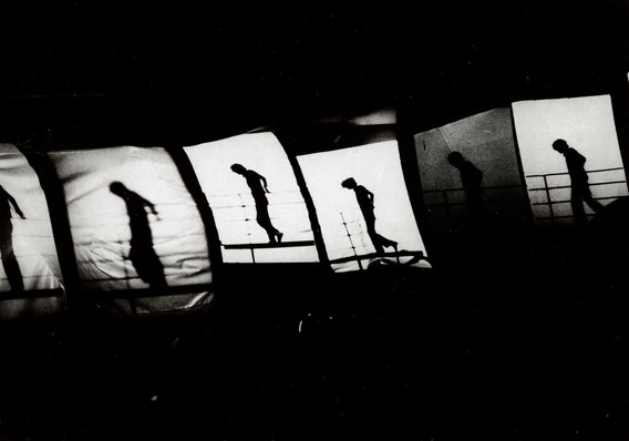 Shuzo Azuchi Gulliver. Cinematic Illumination. 1968–69. Performance at Killer Joe’s, Tokyo, as part of the Intermedia Arts Festival, January 18, 19, and 21, 1969