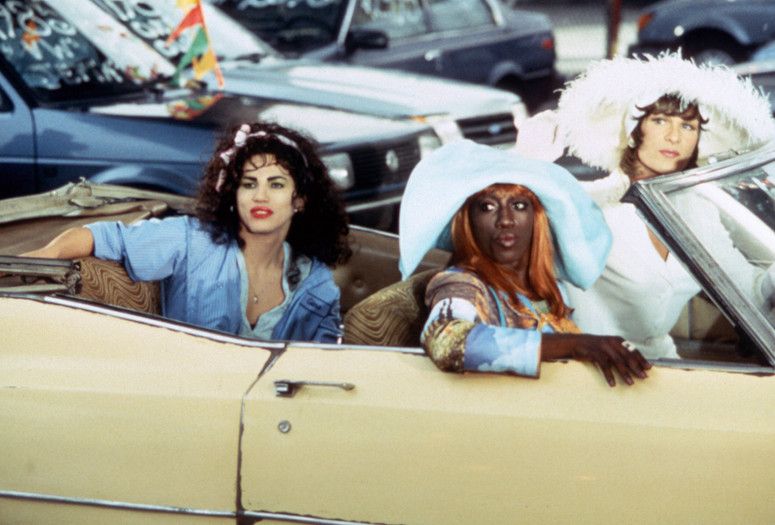 To Wong Foo, Thanks for Everything! Julie Newmar. 1995. USA. Directed by Beeban Kidron. Courtesy Photofest