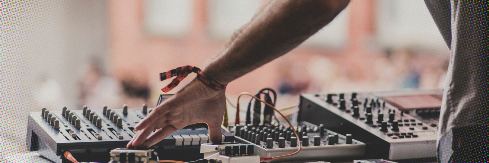 Warm Up on June 28, 2014, presented at MoMA PS1 as part of Warm Up 2014. Photo by Charles Roussel.