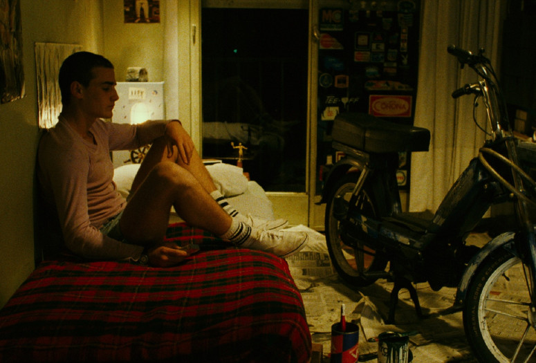 Rapado. 1992. Argentina. Written and directed by Martín Rejtman. Courtesy the filmmaker