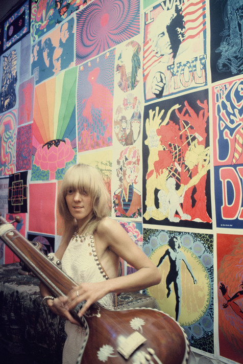 Marta Minujín. Importación-exportación (Import-Export), Instituto Di Tella, Buenos Aires, 1968