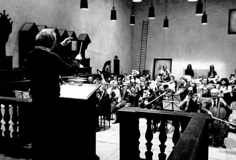 Prova d&#39;Orchestra (Orchestra Rehearsal). 1978. Italy. Directed by Federico Fellini. Courtesy New Yorker/Photofest