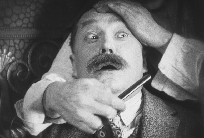 Le Mystère de la Tour Eiffel (The Mystery of the Eiffel Tower). 1927. France. Directed by Julien Duvivier. Courtesy Lobster Films