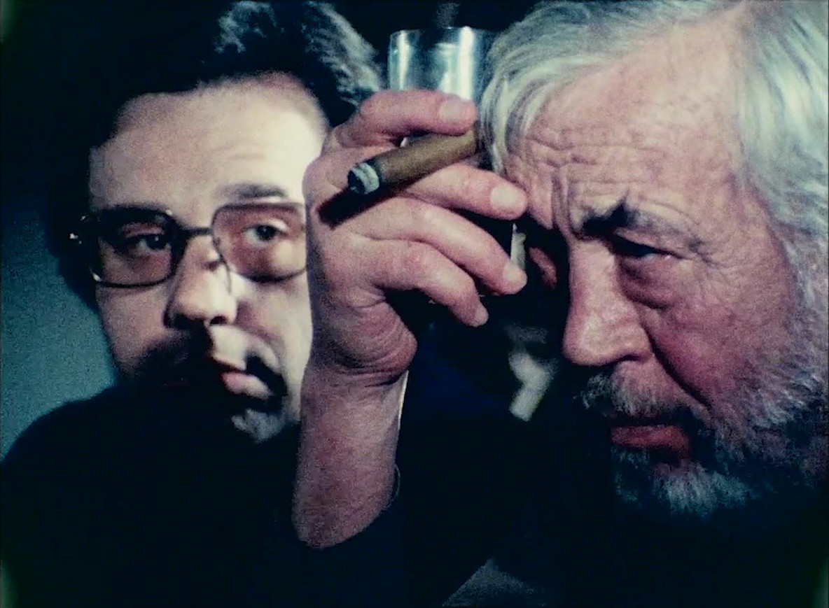 Bogdanovich, at left, with John Huston in Orson Welles’s The Other Side of the Wind (2018). Image courtesy of Netflix