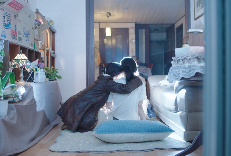 The Apartment with Two Women. 2021. South Korea. Directed by Kim Se-in. Courtesy JD Kim.