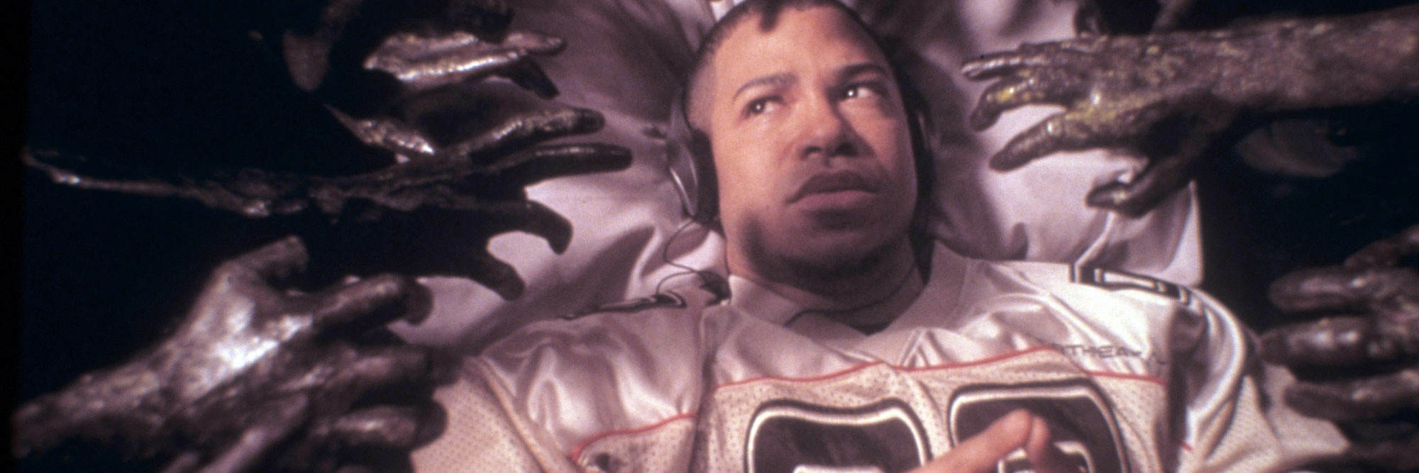 Bones. 2001. USA. Directed by Ernest Dickerson. Courtesy of Everett Collection