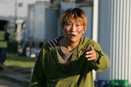 Gwoemul (The Host). 2006. South Korea. Directed by Bong Joon-ho. Courtesy of Photofest
