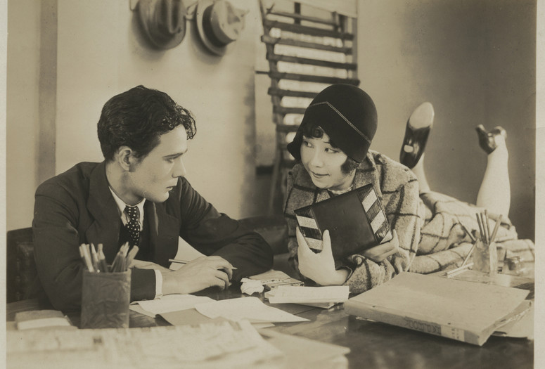 Wakamonoyo Naze Nakuka (Youth, Why Do You Cry?). 1930. Directed by Kiyohiko Ushihara. Courtesy National Film Archive of Japan