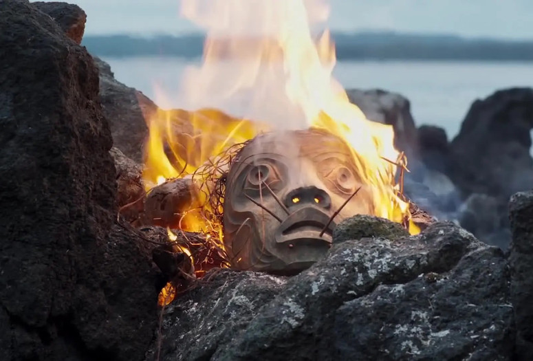 SGaawaay K’uuna (Edge of the Knife). 2018. Canada. Directed by Gwaai Edenshaw, Helen Haig-Brown. Courtesy of ISUMA