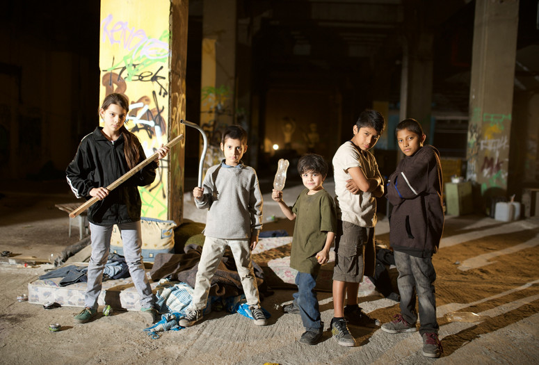 Vuelven (Tigers Are Not Afraid). 2017. Mexico. Written and directed by Issa López. Courtesy of Everett Collection.