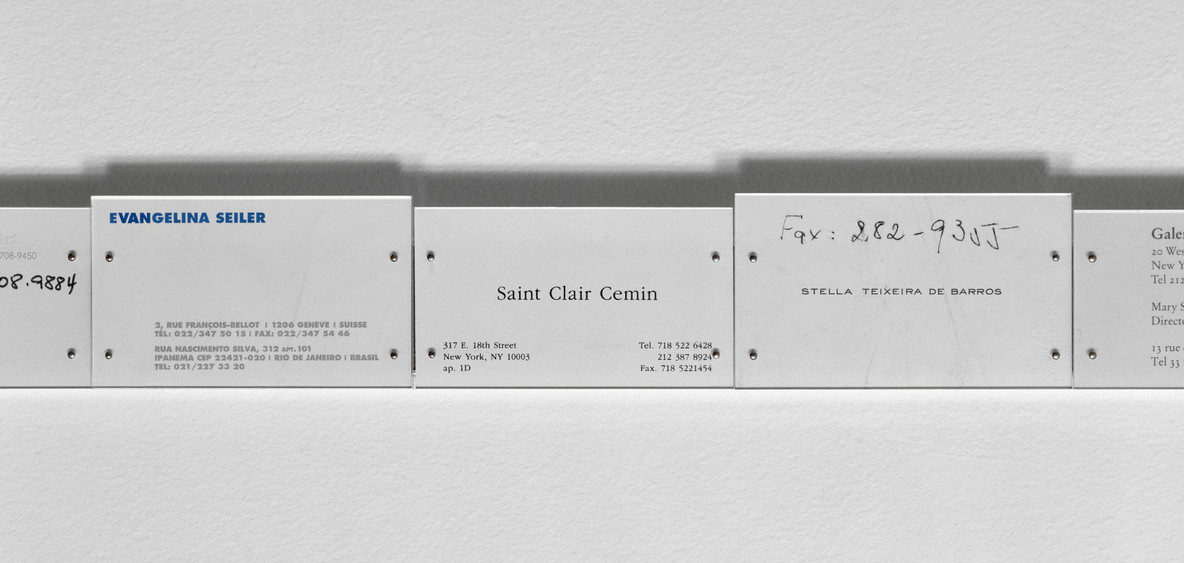 Jac Leirner. Nice to Meet You (Foi um Prazer) (detalle). 1997