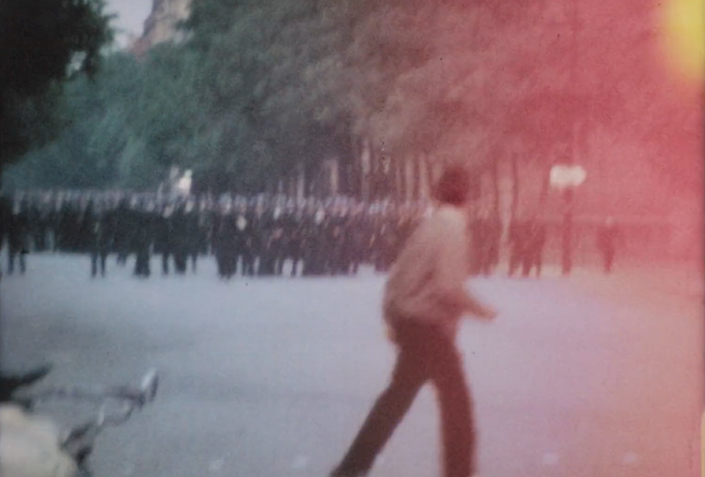 La révolution n&#39;est qu&#39;un début. Continuons le combat. 1968. France. Directed by Pierre Clémenti.