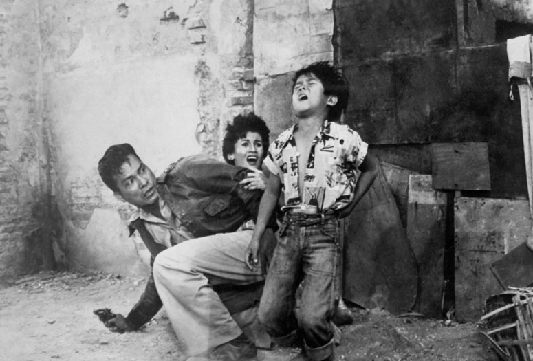 Anak dalita (The Ruins). 1956. Philippines. Directed by Lamberto V. Avellana. Courtesy Mike De Leon