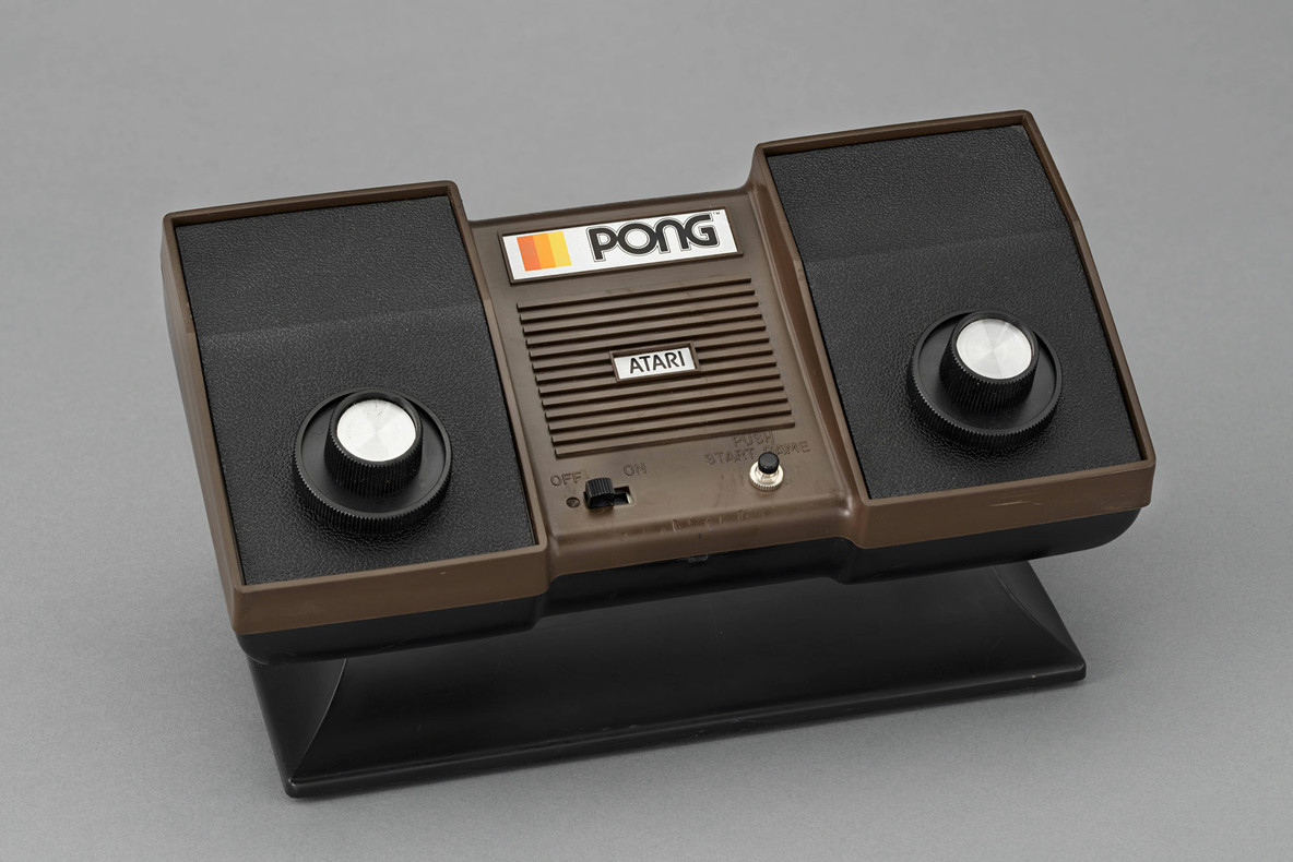 DAM - Consola Retro De Videojogos Com 2000 Jogos Incluíd