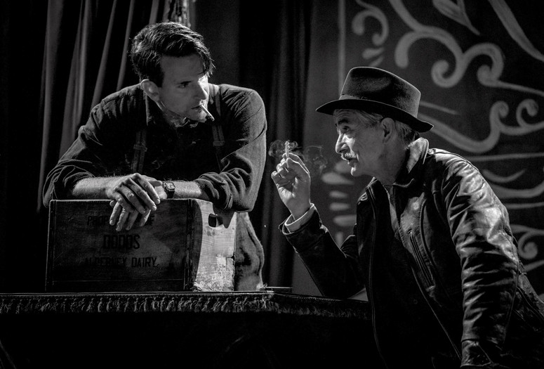 Nightmare Alley: Vision in Darkness and Light (black-and-white version.) 2021. USA. Directed by Guillermo del Toro. Courtesy Photofest