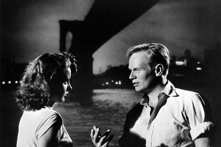 Pickup on South Street. 1953. USA. Directed by Samuel Fuller. Courtesy 20th Century Fox/Photofest
