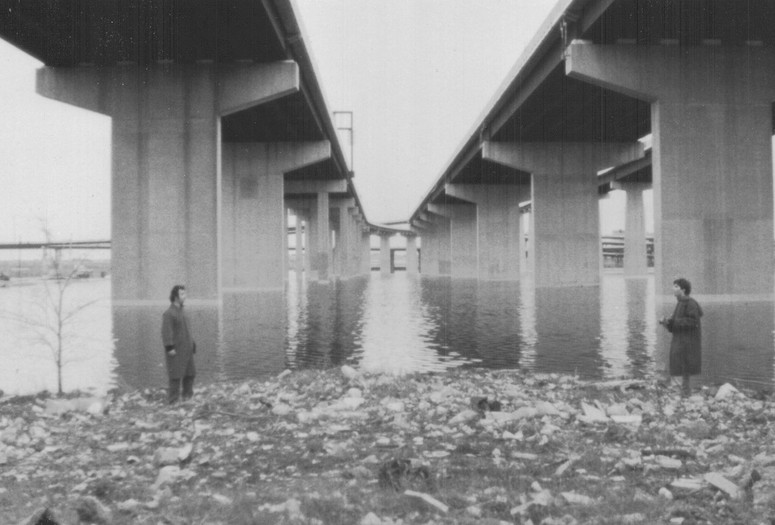 Talking to Strangers. 1988. USA. Written, directed and photographed by Rob Tregenza. Courtesy of the filmmaker.