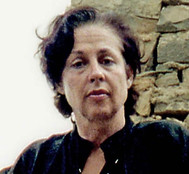 Lynda Benglis at the 1st Art Symposium organized by the G &amp; A Mamidakis Foundation. 1988. Digital photograph. Photographic Archive, Artists and Personalities. The Museum of Modern Art Archives, New York