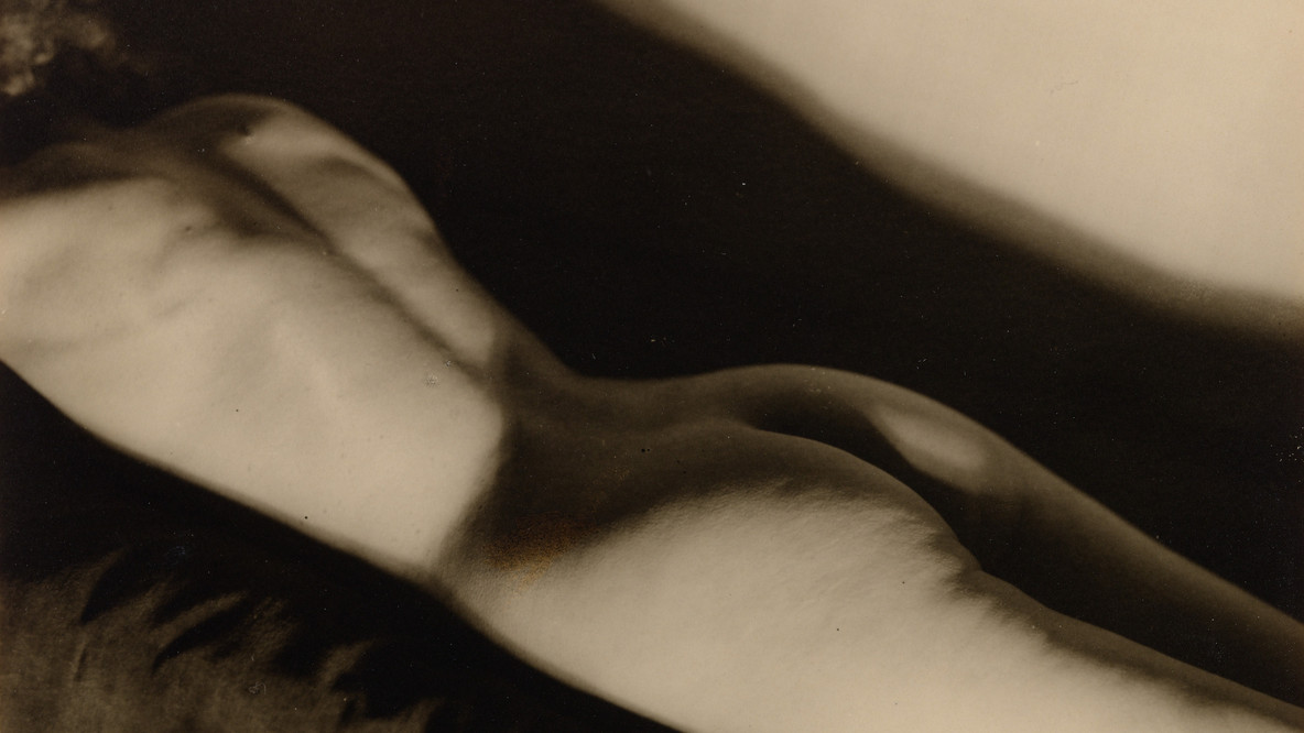 Germaine Krull. Untitled. 1923–24. Gelatin silver print, 6 3/4 x 8 13/16&#34; (17.1 x 22.4 cm). Thomas Walther Collection. Gift of Thomas Walther. © Estate Germaine Krull, Museum Folkwang, Essen
