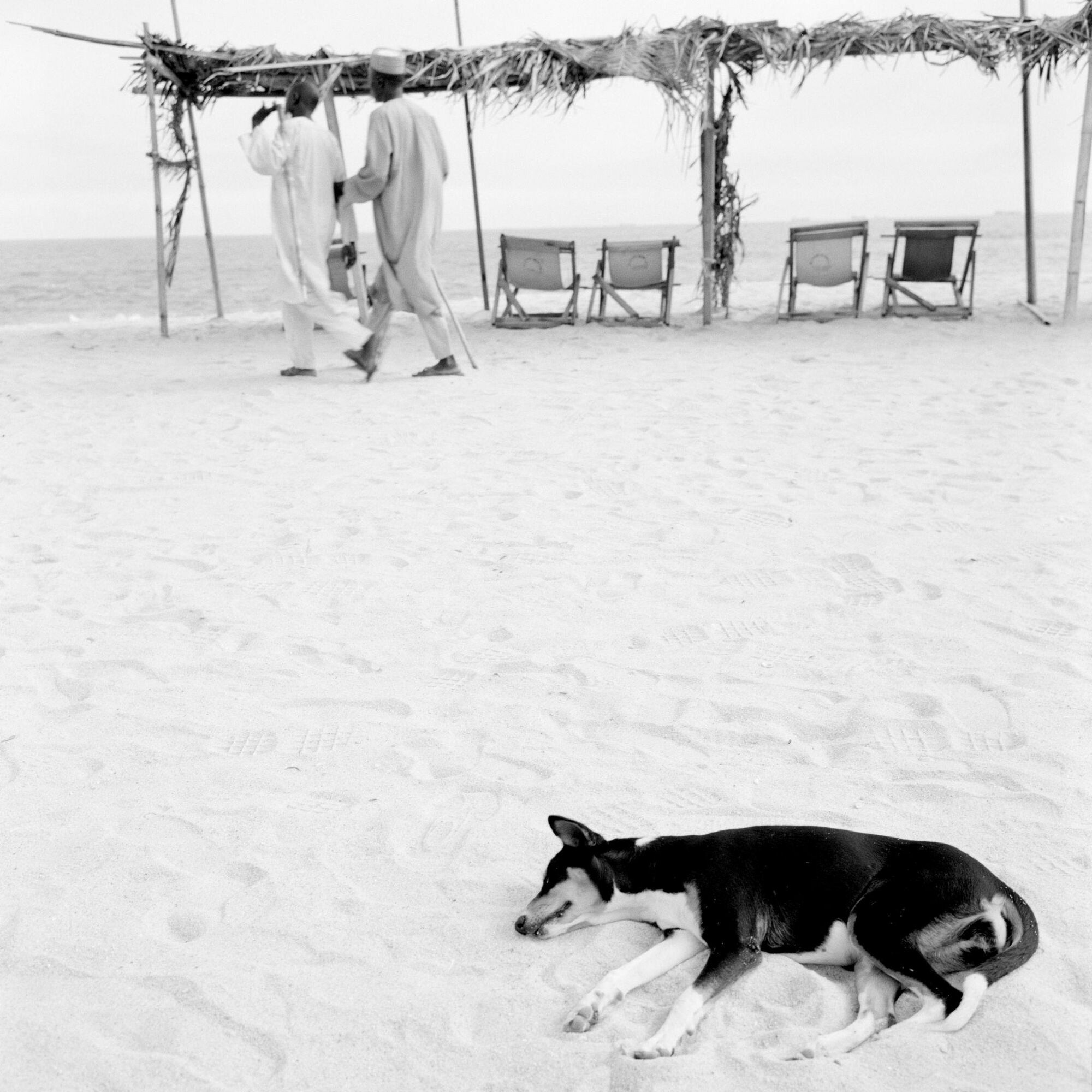 Akinbode Akinbiyi. Bar Beach, Victoria Island, Lagos from the series