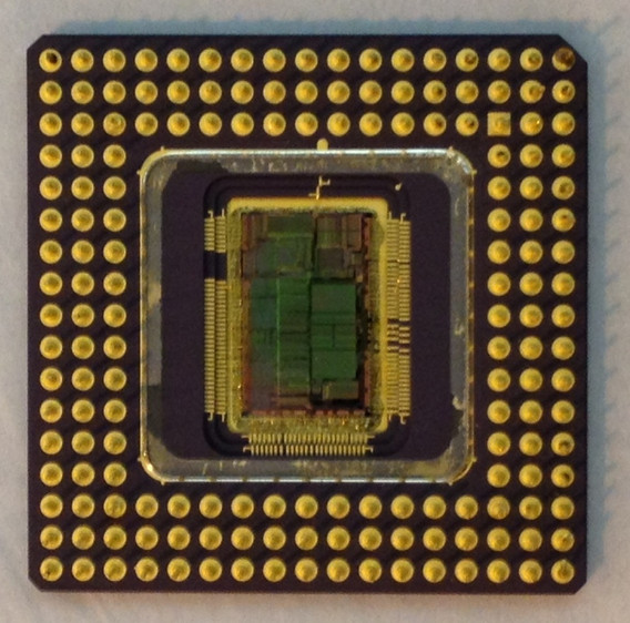 Intel Corporation, Santa Clara, CA. Intel486 Microprocessor Microchip. 1989
