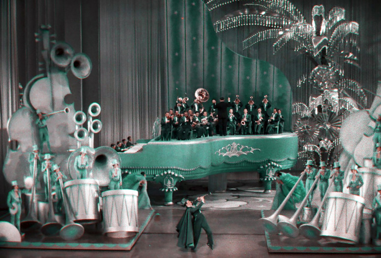 King of Jazz. 1930. USA. Directed by John Murray Anderson. Courtesy of Everett Collection