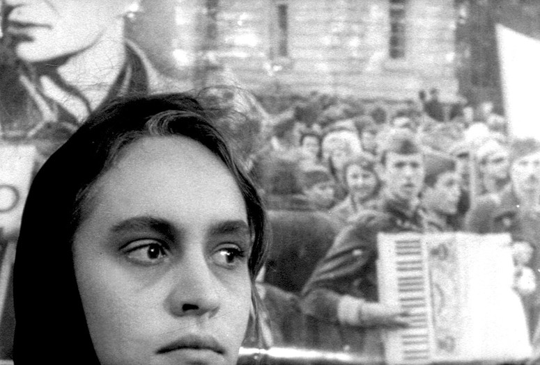 Grad (The City). 1963. Directed by Marko Babac, Živojin Pavlović and Vojislav 'Kokan' Rakonjac. Courtesy of Jugoslovenska Kinoteka, Belgrade.