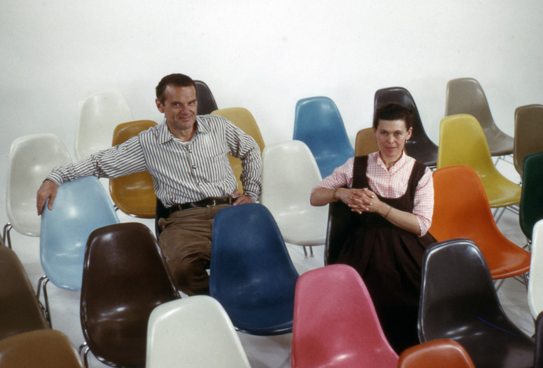 Charles and Ray Eames with Eames Side Chairs, in the 1960 Eames film Kaleidoscope Jazz Chairs. © 2023 Eames Office, LLC. All rights reserved