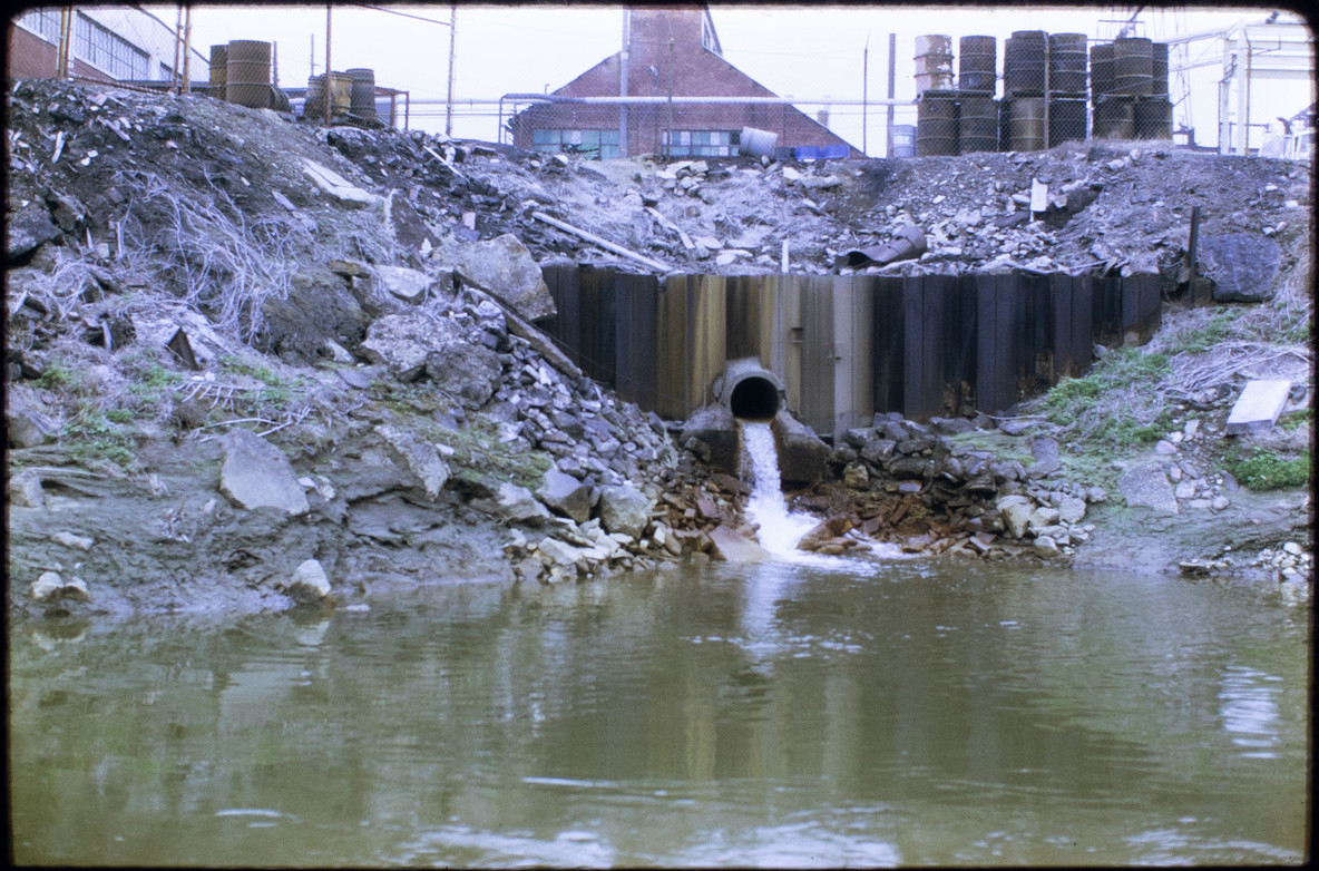 Harshaw Chemical Company discharges waste water into the Cuyahoga River, 1973. United States National Archives and Records Administration. Records of the Environmental Protection Agency. Photo: Frank J. Aleksandrowicz