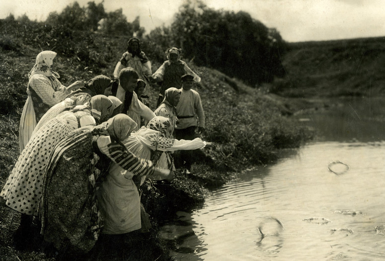 Baby ryazanskie (Women of Ryazan; The Peasant Women of Riazan). 1927. USSR. Directed by Olga Preobrazhenskaya, Ivan Pravov. Courtesy Eye Filmmuseum
