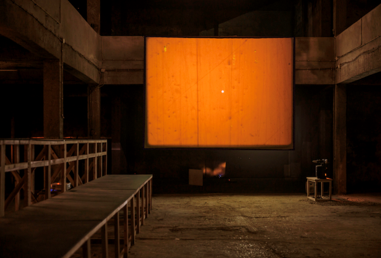 Alexandre Estrela. Viagem ao Meio, 2010. 16mm and video (color, sound), 60 min. Installation view in Lua Cão (May 25–July 15, 2017), Galeria Zé dos Bois, Lisbon. Courtesy the artist and Travesía Cuatro, Madrid. Photo: Lais Pereira