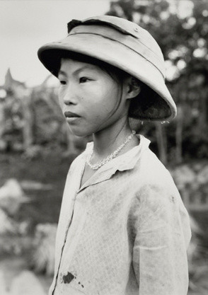 An-My Lê. Untitled, Nam Ha, from the series Viêt Nam (1994–98). 1994
