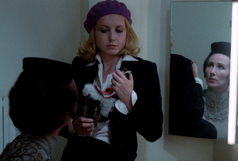 Jamais plus toujours (Nevermore, Forever). 1976. Directed by Yannick Belon. Courtesy Les films de l’équinoxe