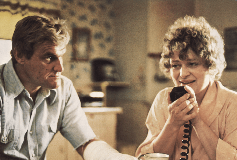 Citizens Band. 1977. USA. Directed by Jonathan Demme. Courtesy Paramount Pictures