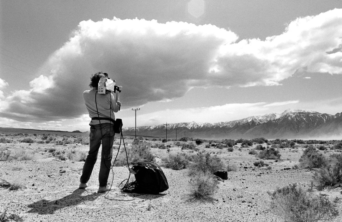 On location for Room for St. John of the Cross, recording Sierra Nevada mountains near Lone Pine, Owens Valley, CA, April 1983. Photo: Kira Perov. © Bill Viola Studio