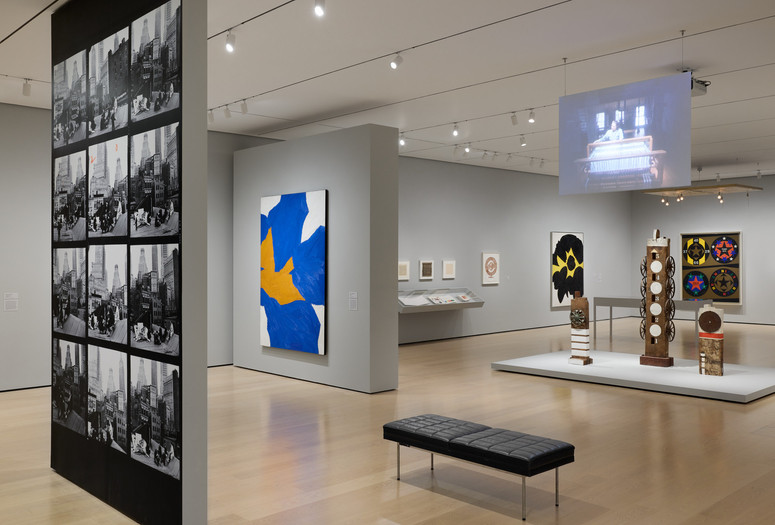 Installation view of Gallery 516: The Artists of Coenties Slip, The Museum of Modern Art, New York, October 4, 2024–ongoing. Photo: Martin Parsekian. Digital image © 2024 The Museum of Modern Art, New York