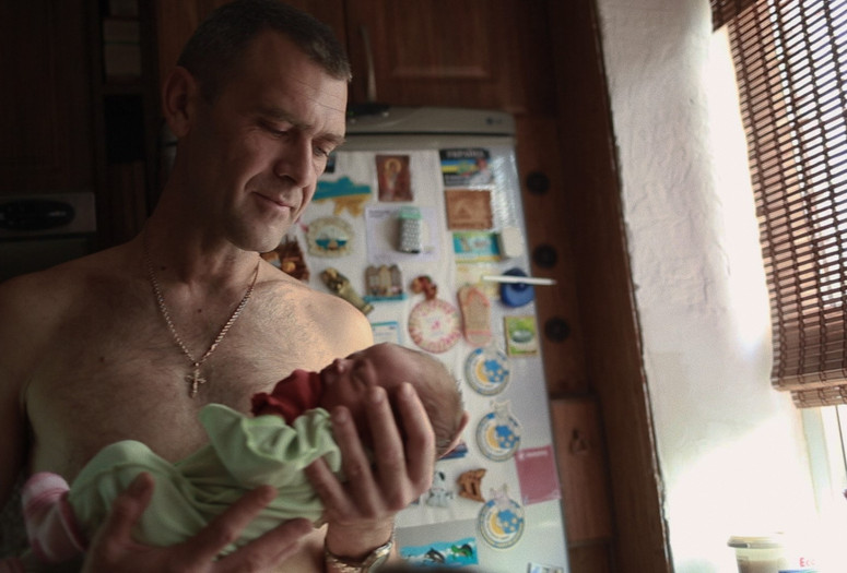 Dad’s Lullaby. 2024. Ukraine/Romania/Croatia. Directed by Lesia Diak. Courtesy the filmmaker