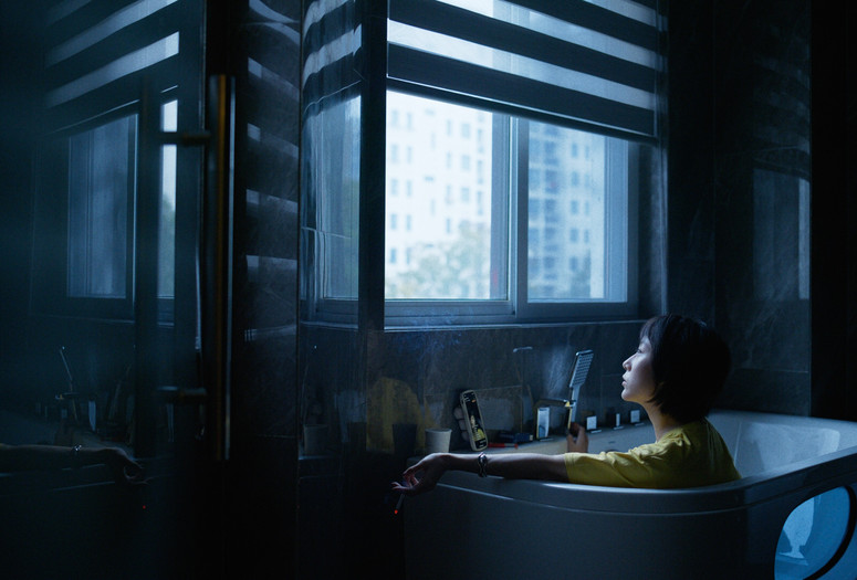 Stranger. 2024. USA/China/Netherlands/Norway/France. Directed by Zhengfan Yang. Courtesy the filmmaker
