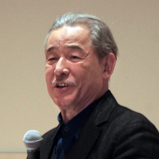 Issey Miyake at a press conference, National Art Center, Tokyo, 2016. Photo by Hsinhuei Chiou