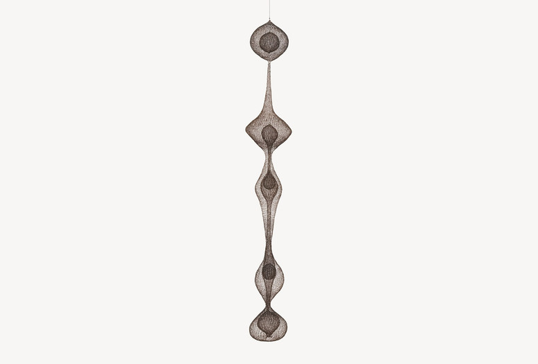 Image: Ruth Asawa. Untitled (S.535, Hanging Five-Lobed Continuous Form within a Form with Spheres in the First and Fourth Lobes and a Teardrop Form in the Third Lobe). 1951. Iron and brass wire. Private collection. © 2024 Ruth Asawa Lanier, Inc./Artists Rights Society (ARS), New York. Courtesy David Zwirner