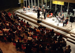 Stephen Prina. Concerto for Modern, Movie, and Pop Music. 2008. Performed at Contemporary Art Museum, Saint Louis, March 18, 2010. Photo: Peter Wochniak. © Stephen Prina