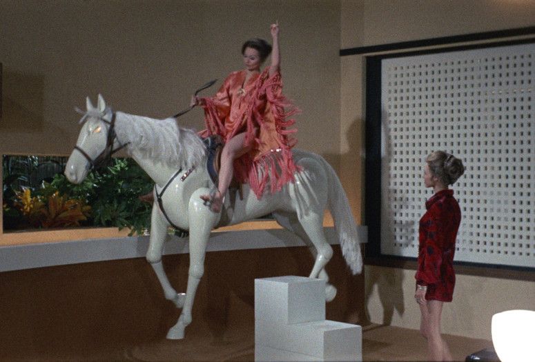 Scacco alla regina (Check to the Queen). 1969. Italy. Directed by Pasquale Festa Campanile. Courtesy Cinecittà