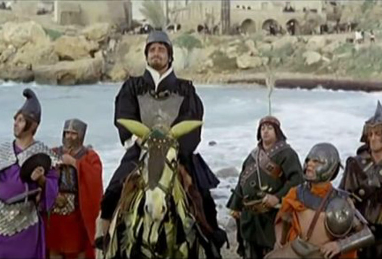 L’armata Brancaleone (For Love and Gold). 1966. Italy/France/Spain. Directed by Mario Monicelli. Courtesy The Picture Art Collection