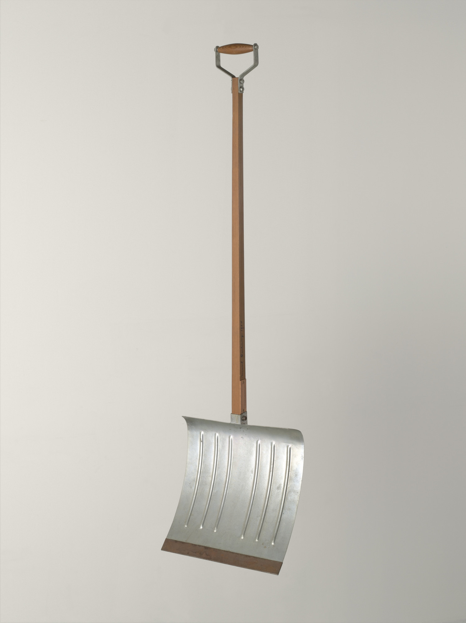 Marcel Duchamp. *In Advance of the Broken Arm*. 1945 (replica of the lost original of 1915). Wood and galvanized iron snow shovel, 48 x 18 x 4" (121.9 x 45.7 x 10.2 cm). Yale University Art Gallery, Gift of Katherine S. Dreier to the Collection Société Anonyme