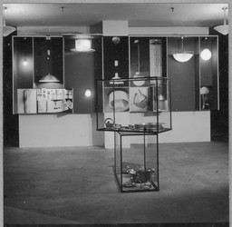 Bauhaus: 1919–1928. Dec 7, 1938–Jan 30, 1939. 1 other work identified
