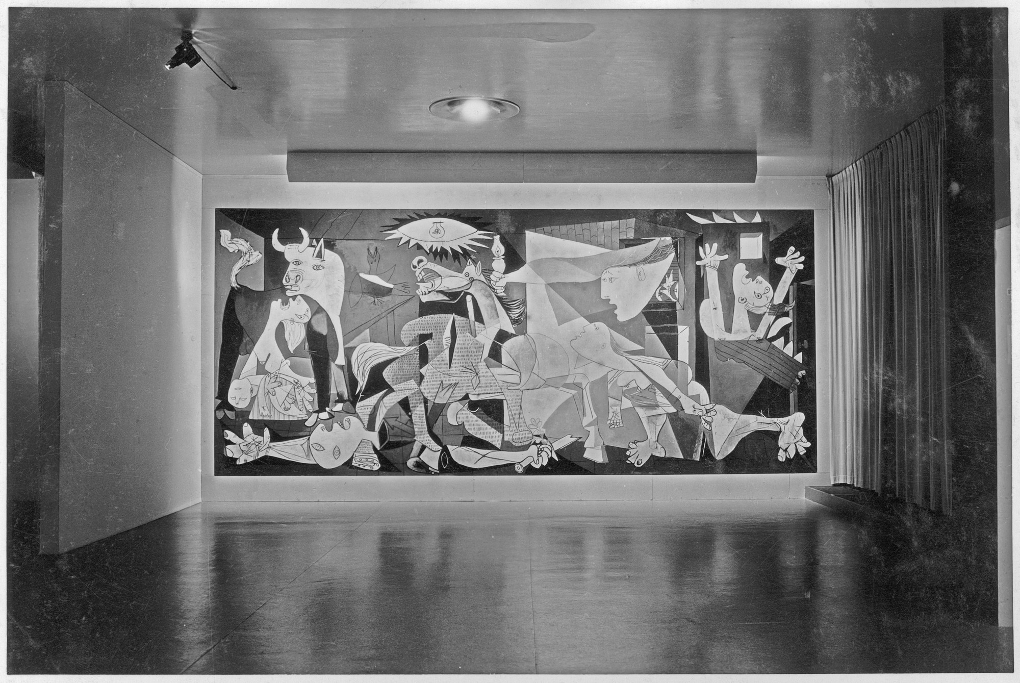 Installation view of the exhibition "Picasso Forty Years of His Art