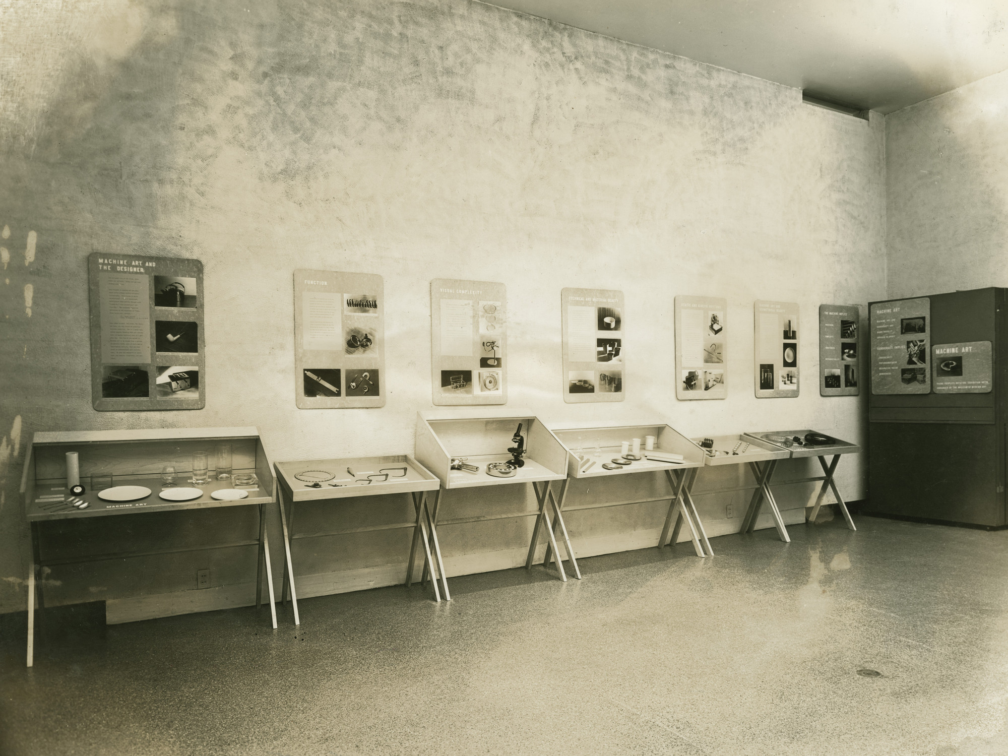 アート・デザイン・音楽 MUSEUM OF MODERN ART MACHINE ART Machine Art | MoMA