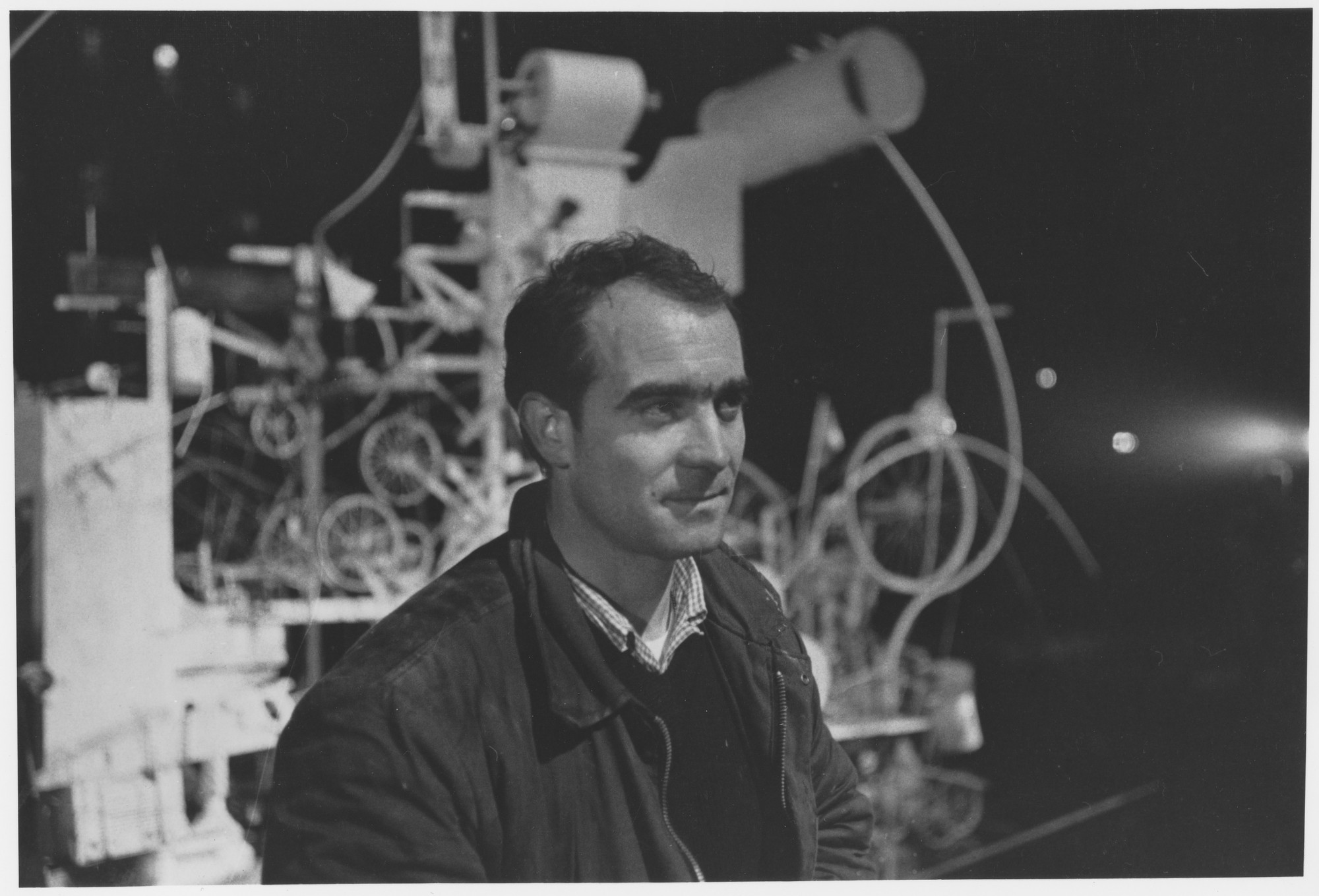"Jean Tinguely in front of 