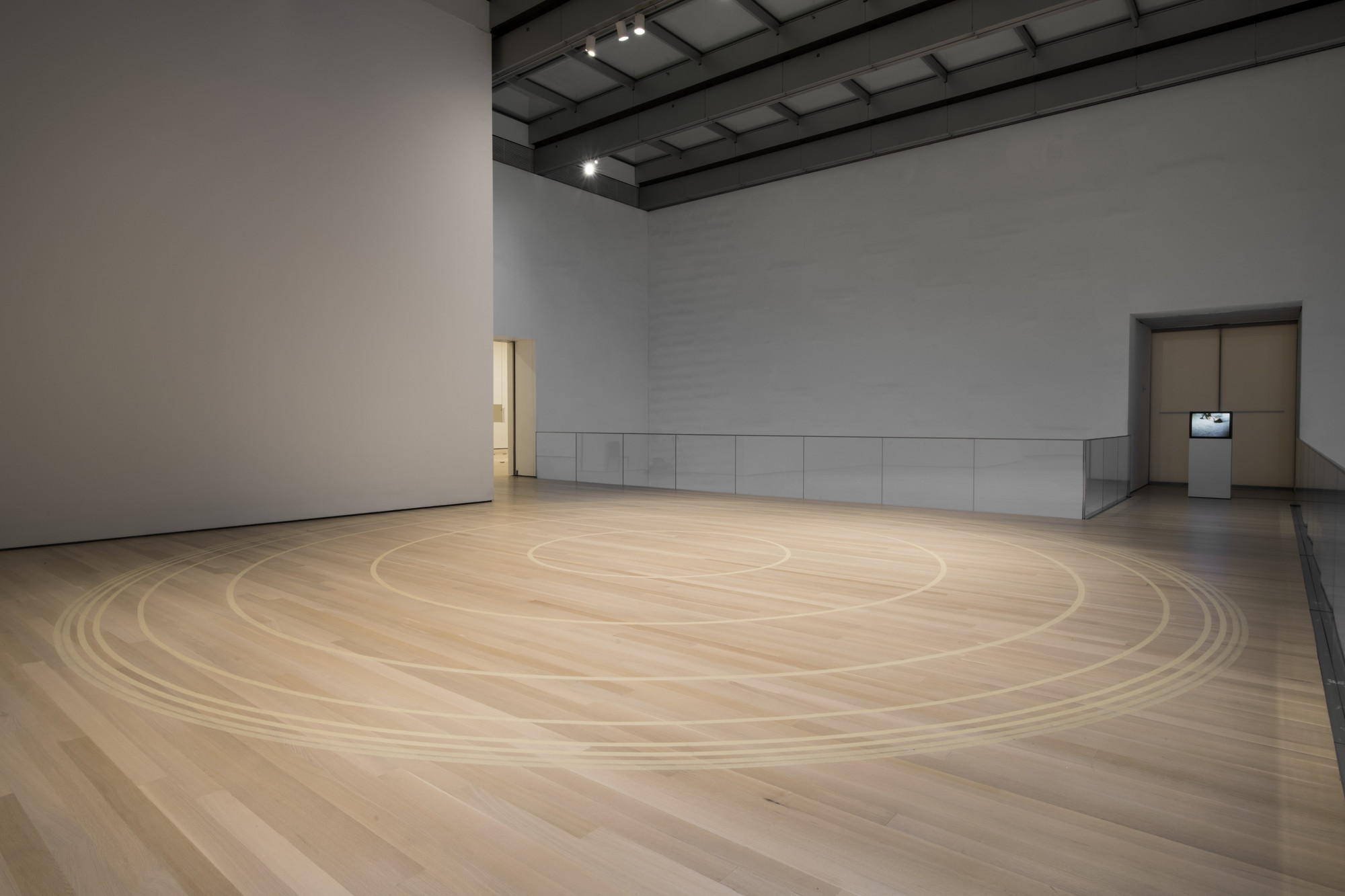 Installation view of the exhibition "Bruce Nauman