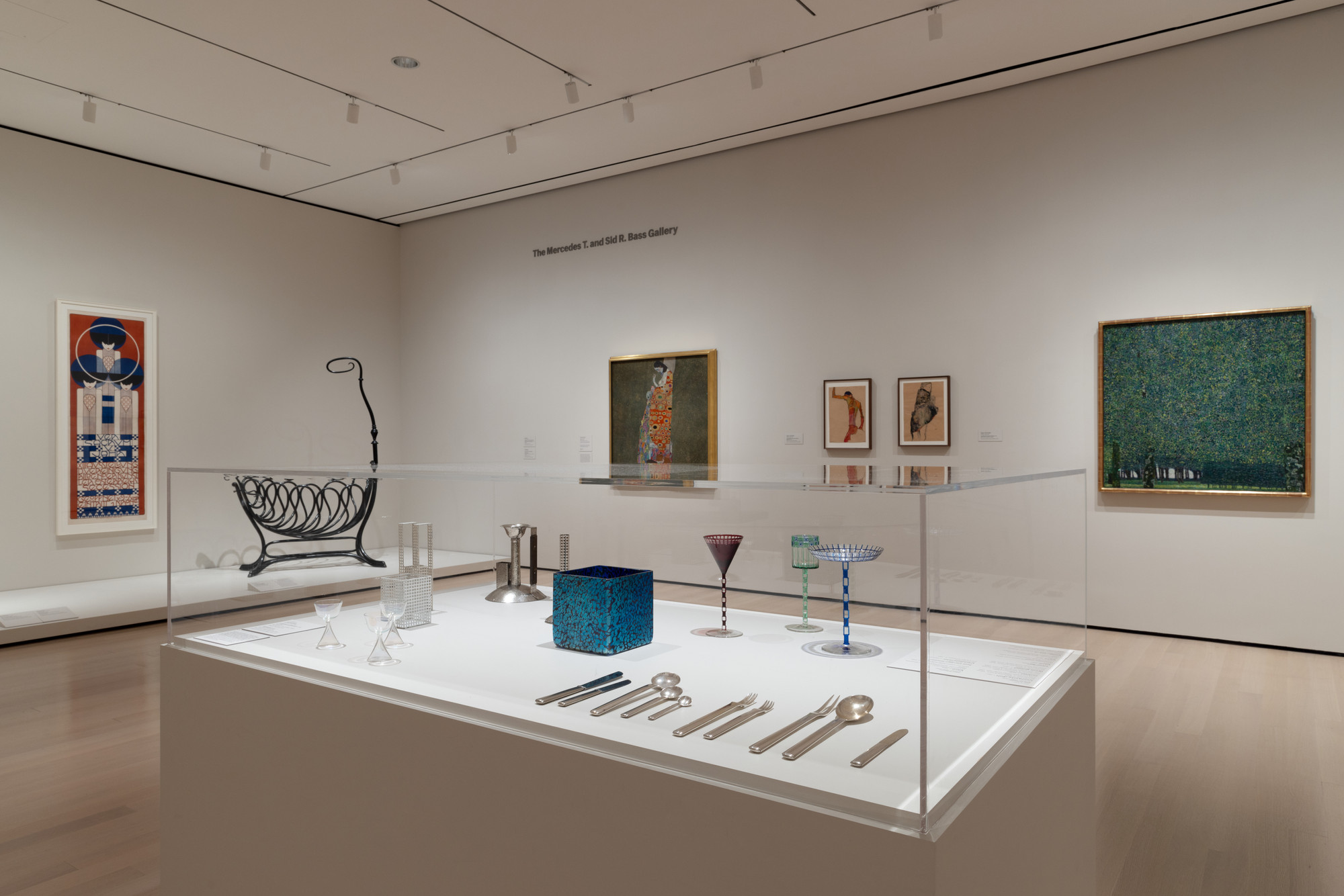 Installation view of the gallery 